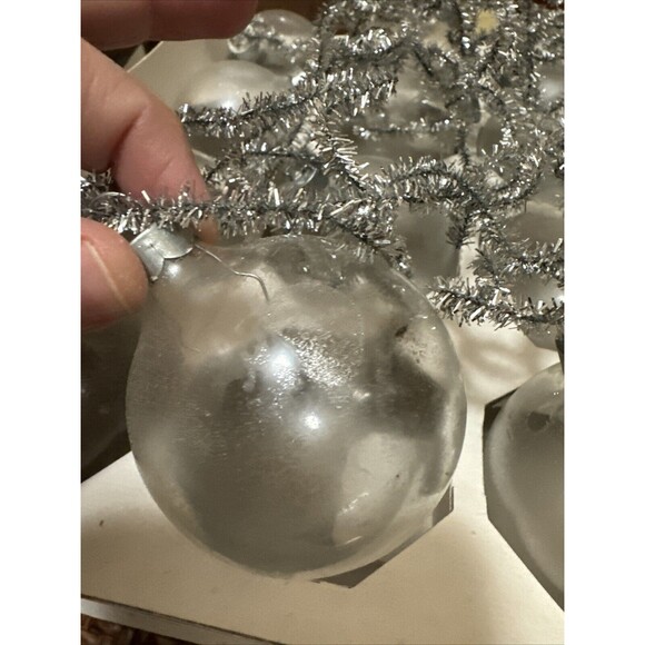 Vintage Pyramid Glass Ornaments Box ( 2.25") - 12  Clear Ball‎ Ornaments - Picture 8 of 10
